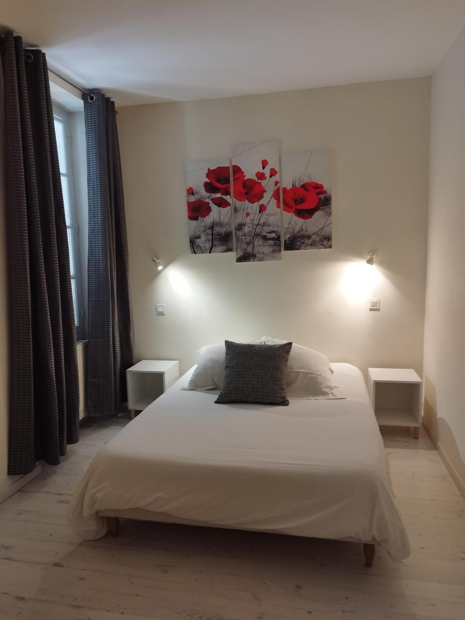 Hotel De La Loube La Roquebrussanne Zewnętrze zdjęcie